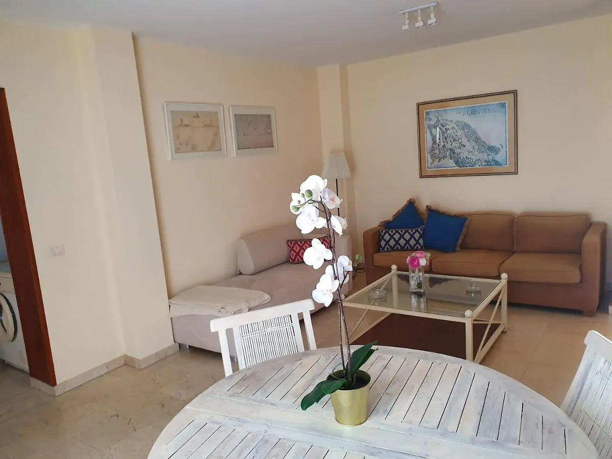 Modern 2Bedroom Seaviews & Wifi Araya